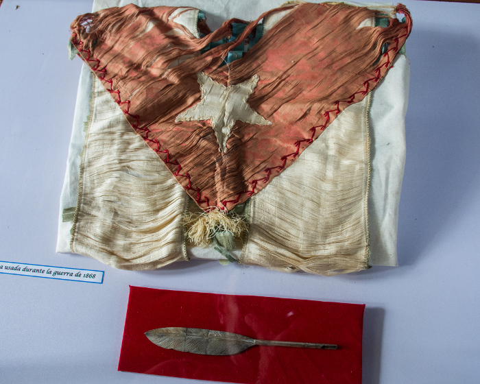 Bandera ondeada en la gesta del ’68, en el siglo XIX.