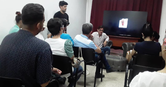 Sesiona en Camagüey Coloquio de Periodismo Cultural