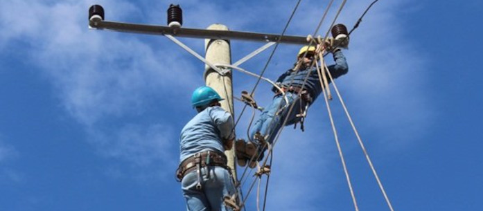 Más de 270 000 clientes de Unión Eléctrica afectados por lluvias 