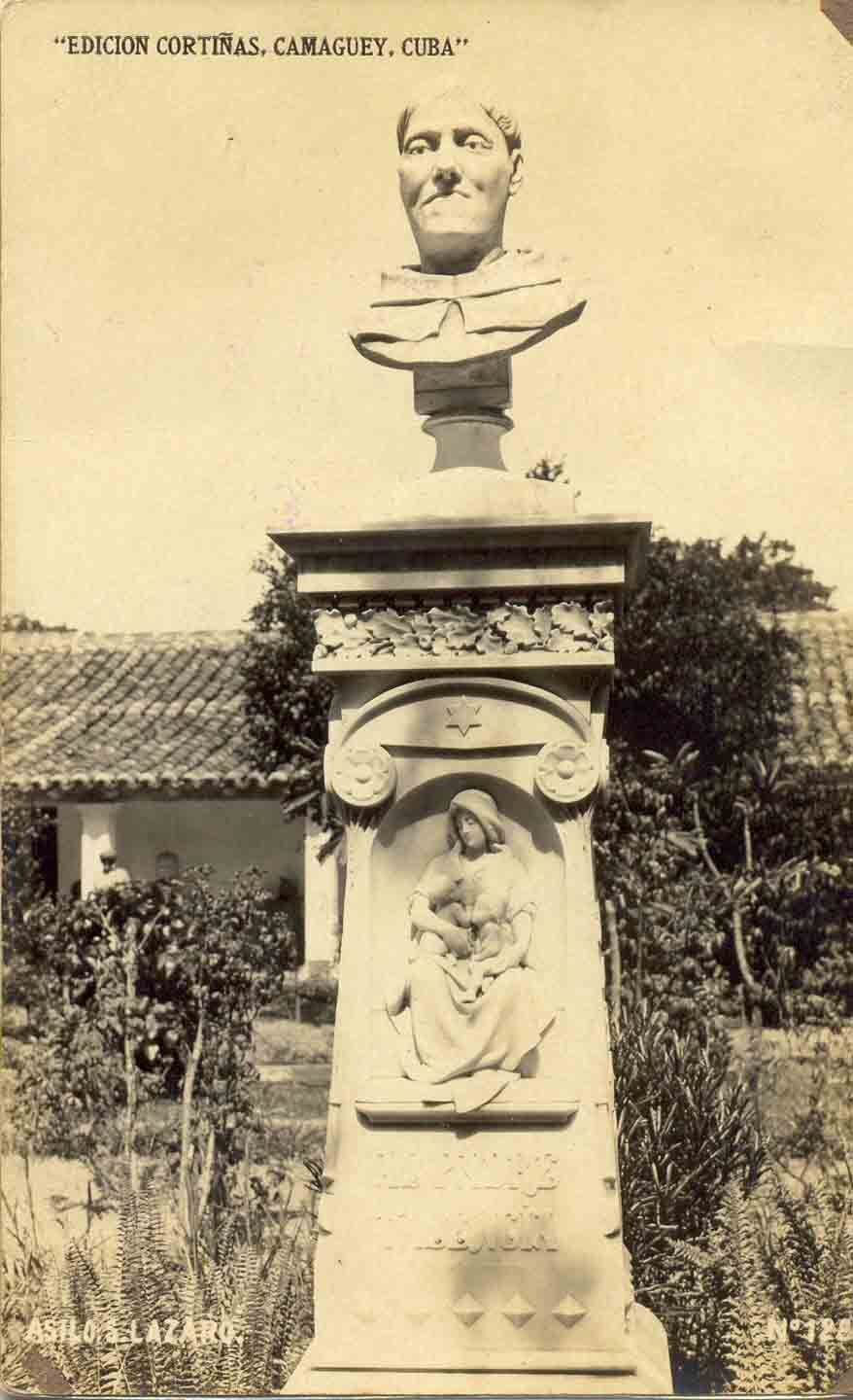 Monumento que recuerda al Padre Valencia. 
