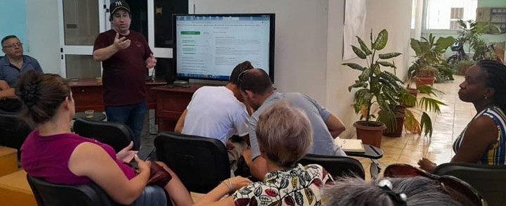 Destacan en Camagüey legado de Fidel en desarrollo informático