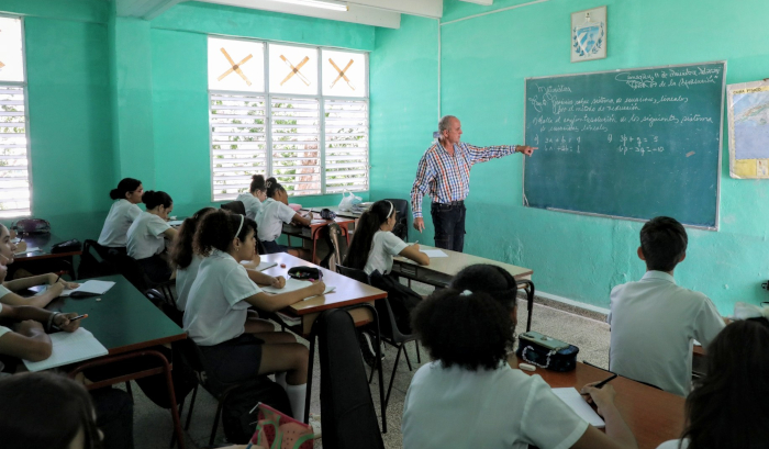 El maestro que prometió el arte en lo