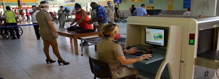 Modernizan sistema de información en aeropuerto de Camagüey