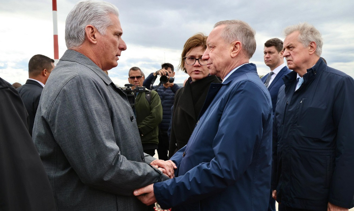 Presidente cubano en Rusia para actos por el Día de la Victoria