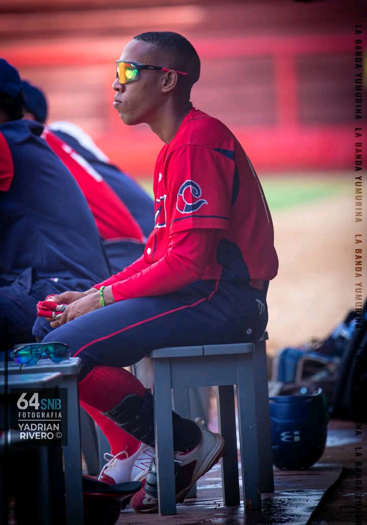 Fotos: La Banda Yumurina, y Tomadas del perfil de Roberto Carlos Serrano (Generadas por IA)