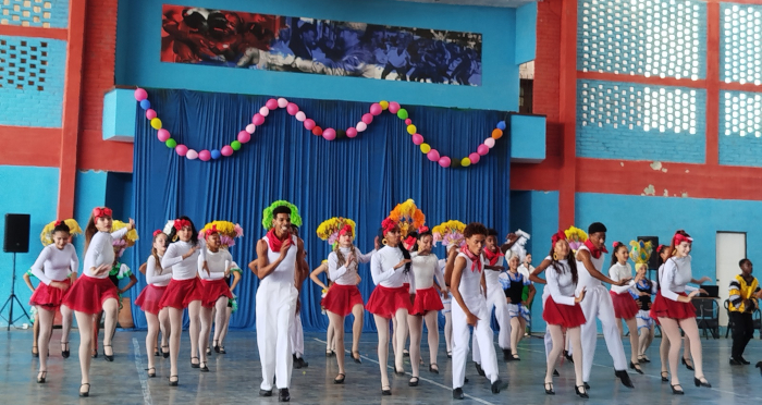 Un domingo para la danza