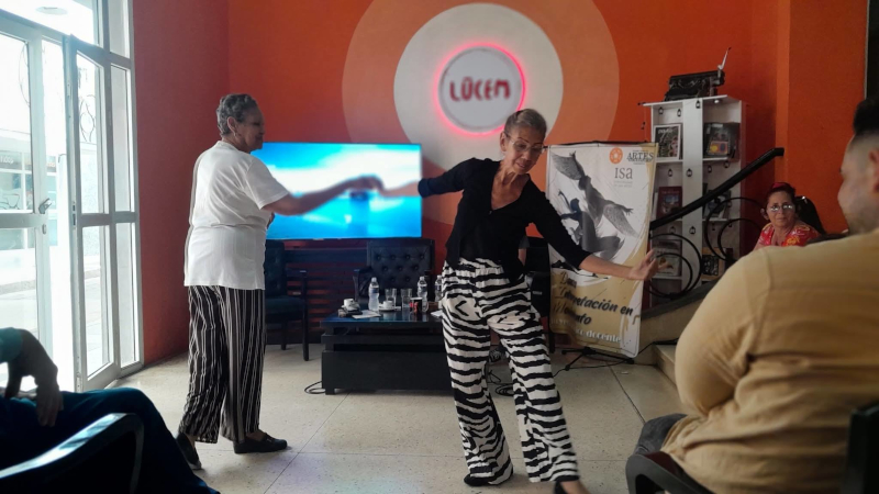 Barcarola para dos memorias vivas