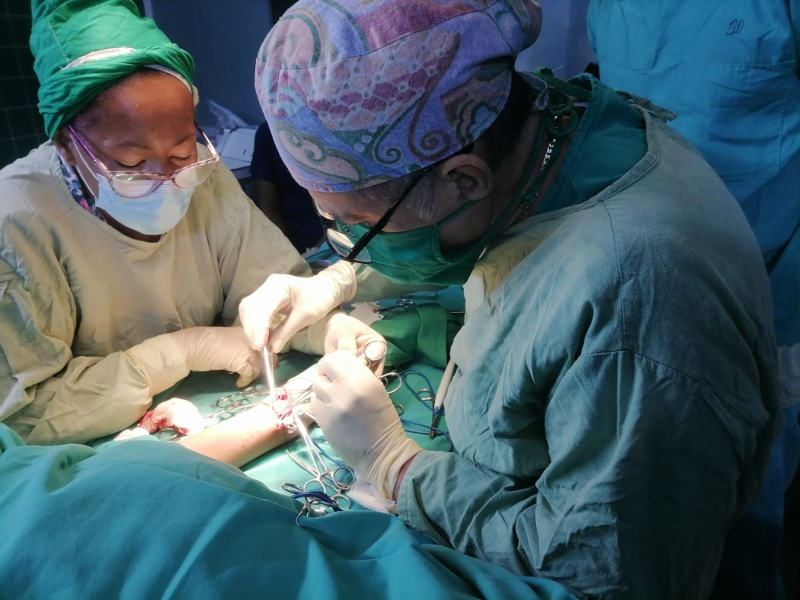 Técnicas quirúrgicas mejoran calidad de vida de los niños 