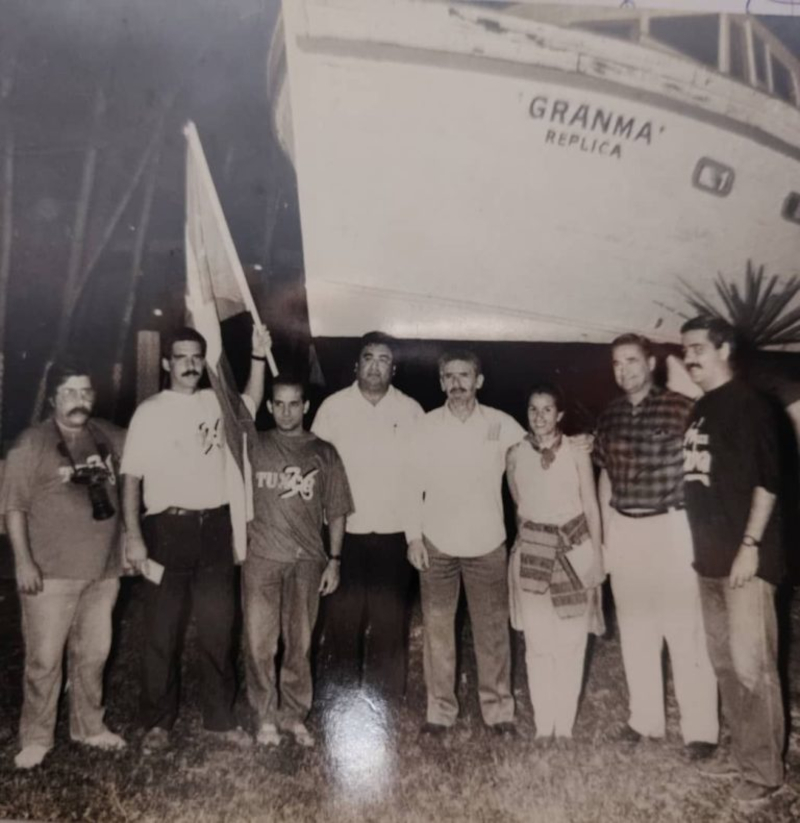 Fotografía de Juvenal Balán, 25 de noviembre de 1992, Tuxpan, México.