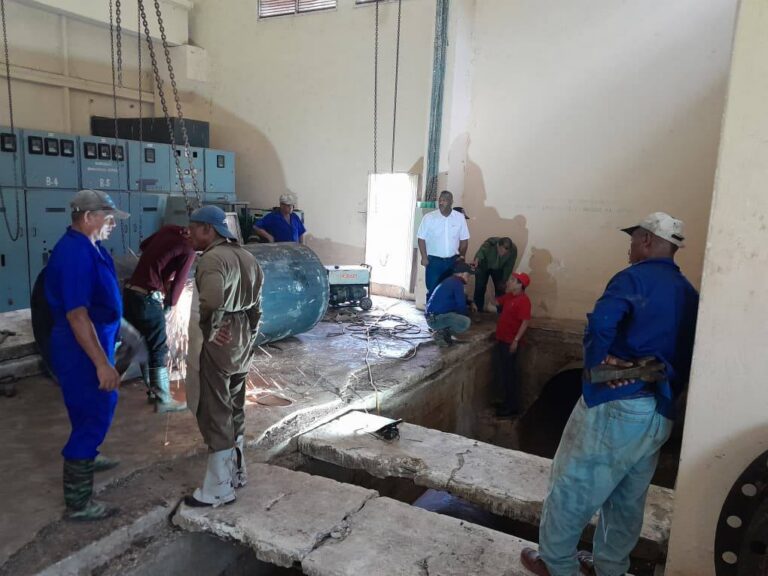 Rotura complejiza abasto de agua a Camagüey