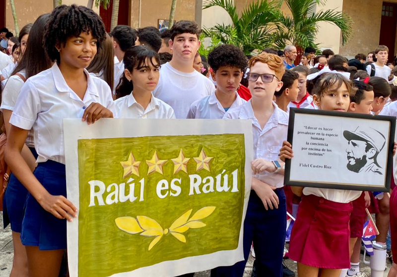 Jóvenes agramontinos se sumaron al homenaje a Raúl