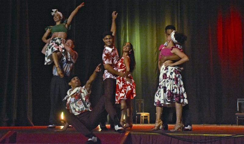 Mayo en danza: Ballet Contemporáneo de Camagüey de cumpleaños