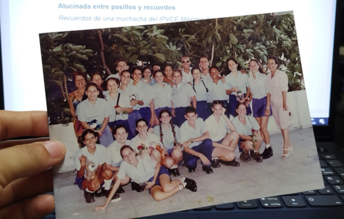 Alucina entre pasillos y recuerdos